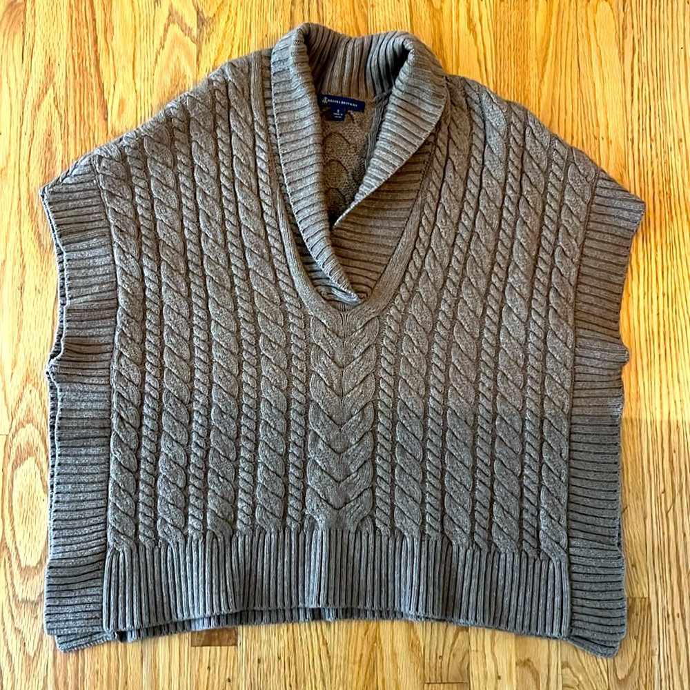 Brooks brothers brown sweater poncho